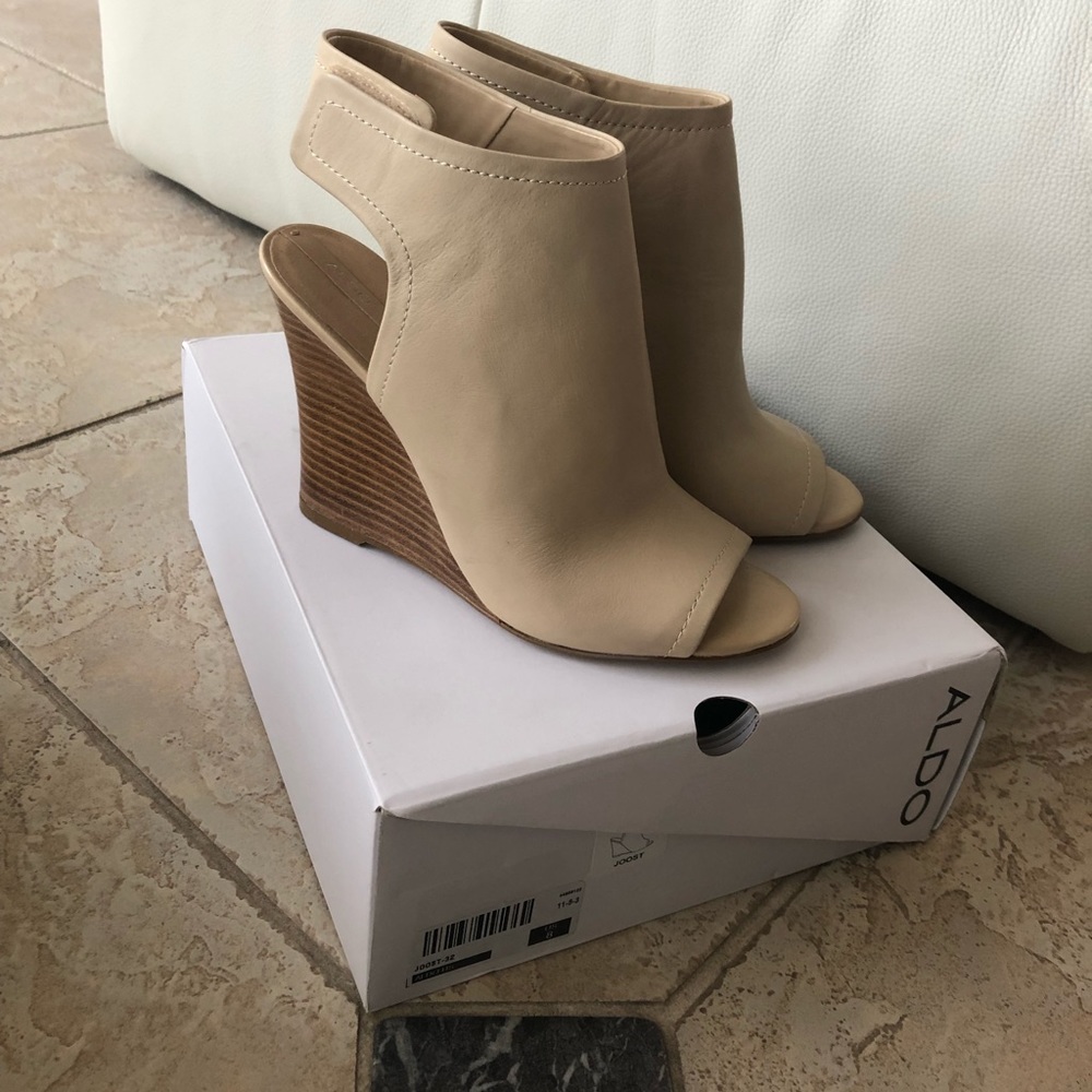 Aldo wedges